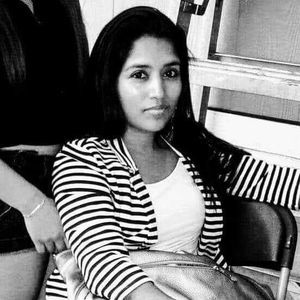 Meet your Posher, Iris